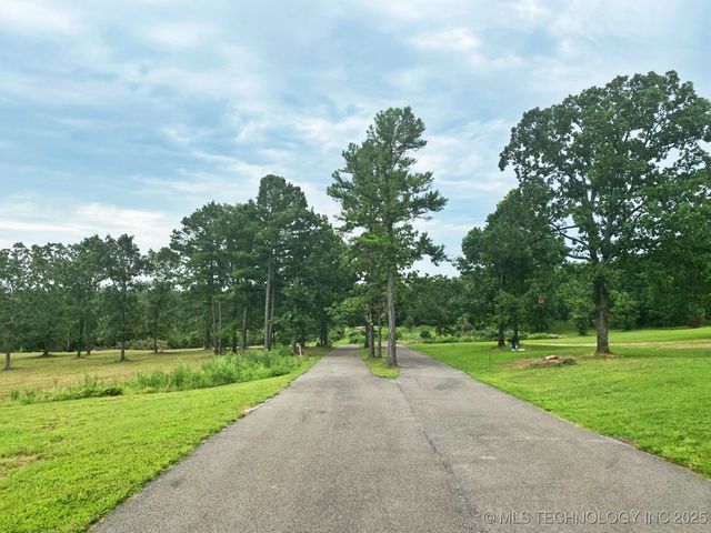 36357 S Cedar Road, Park Hill, OK 74451