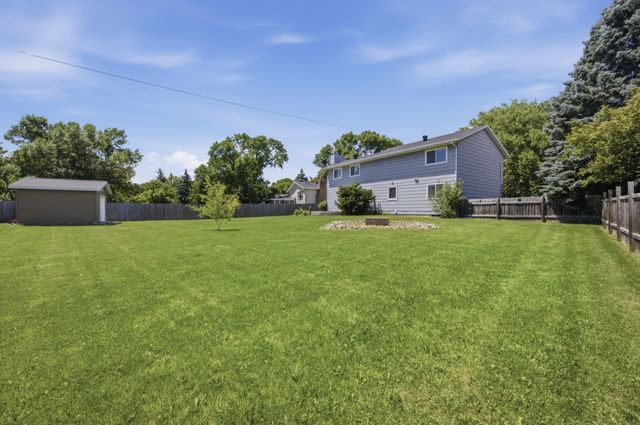 1426 23rd Street S, Fargo, ND 58103