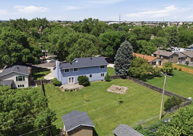 1426 23rd Street S, Fargo, ND 58103