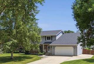 1426 23rd Street S, Fargo, ND 58103