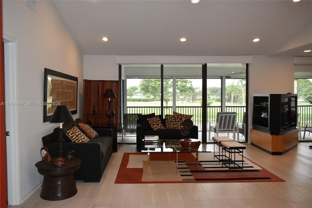 71 Eastgate Drive D, Boynton Beach, FL 33436