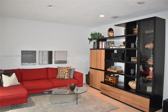 71 Eastgate Drive D, Boynton Beach, FL 33436
