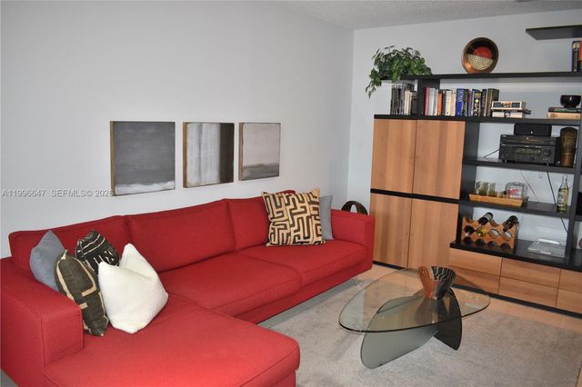 71 Eastgate Drive D, Boynton Beach, FL 33436