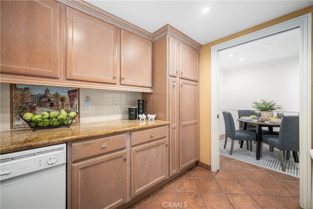 1920 McKinney Way 17A, Seal Beach, CA 90740