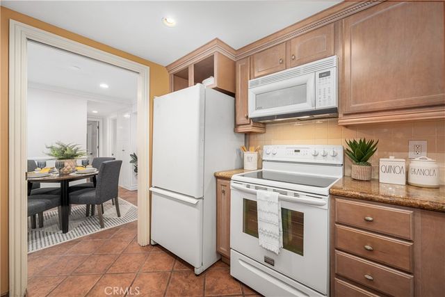 1920 McKinney Way 17A, Seal Beach, CA 90740