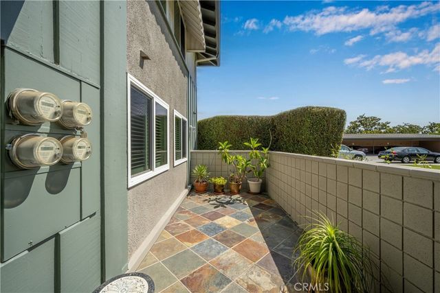 1920 McKinney Way 17A, Seal Beach, CA 90740