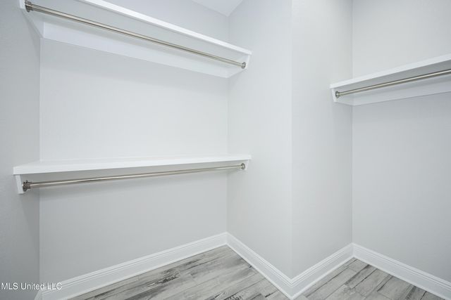 700 Peach Street, Ocean Springs, MS 39564