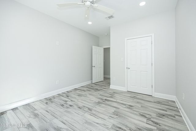 700 Peach Street, Ocean Springs, MS 39564