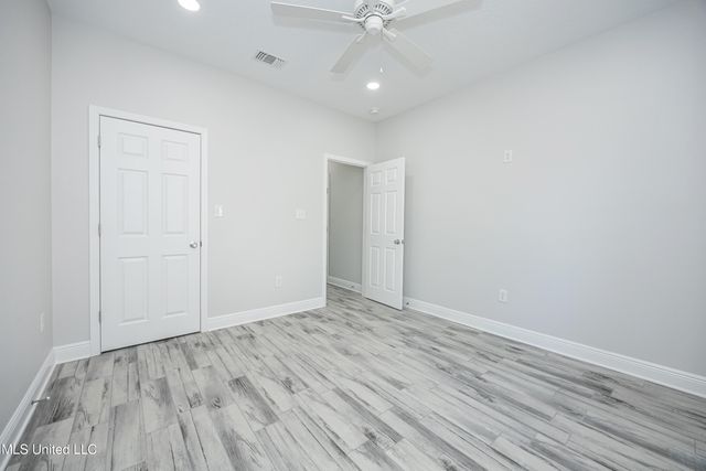 700 Peach Street, Ocean Springs, MS 39564