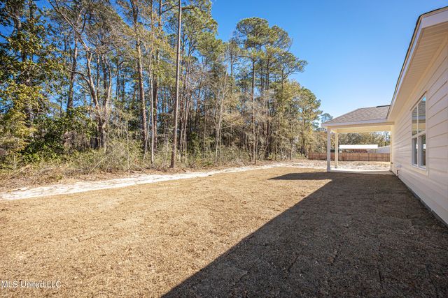 700 Peach Street, Ocean Springs, MS 39564