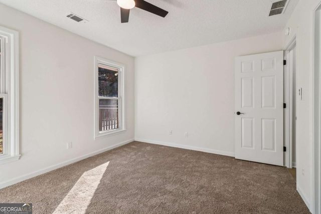 135 Willow Lake Lane, Sharpsburg, GA 30277