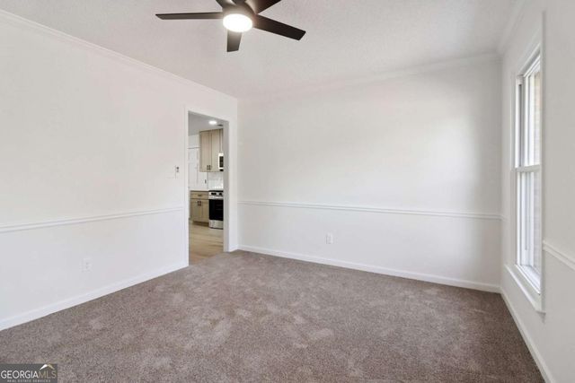 135 Willow Lake Lane, Sharpsburg, GA 30277