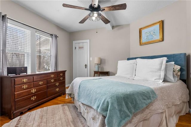 509 SW 15TH Street, Blue Springs, MO 64015