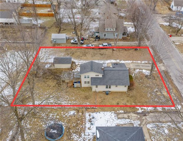 509 SW 15TH Street, Blue Springs, MO 64015