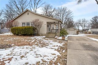 509 SW 15TH Street, Blue Springs, MO 64015