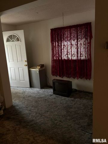 1606 & 1608 W Faust Street, Marion, IL 62959