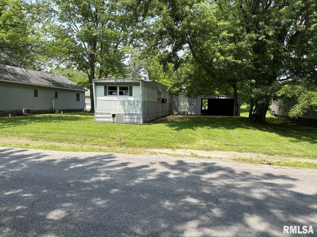 1606 & 1608 W Faust Street, Marion, IL 62959