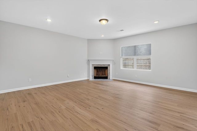 2128 Houston Bnd, Lebanon, TN 37087