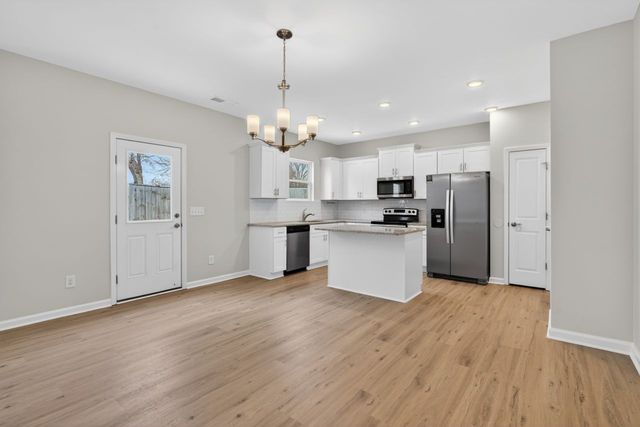 2128 Houston Bnd, Lebanon, TN 37087