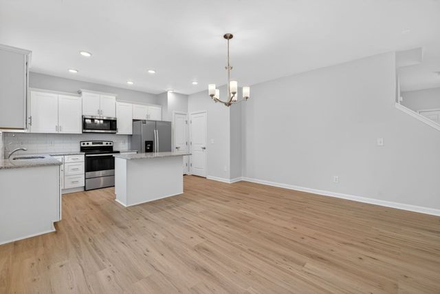 2128 Houston Bnd, Lebanon, TN 37087