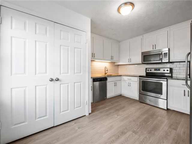 310 Winding River Drive C, Atlanta, GA 30350