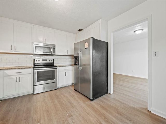 310 Winding River Drive C, Atlanta, GA 30350