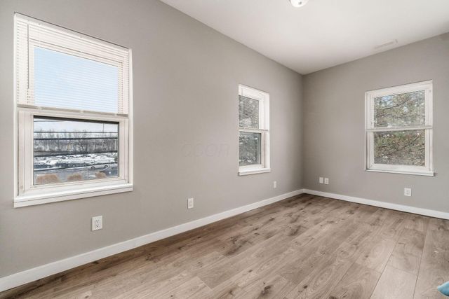 3244 E 5th Avenue, Columbus, OH 43219