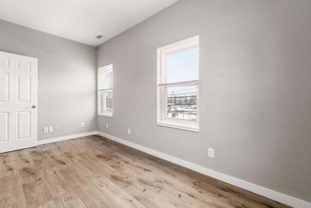 3244 E 5th Avenue, Columbus, OH 43219