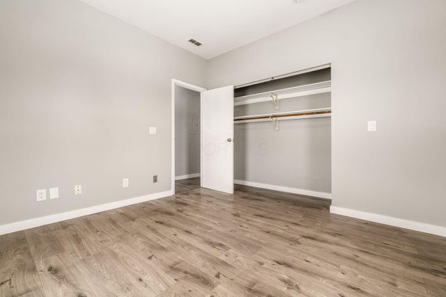3244 E 5th Avenue, Columbus, OH 43219