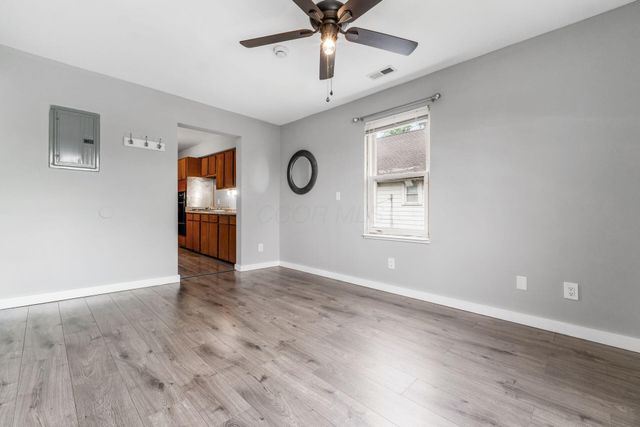 3244 E 5th Avenue, Columbus, OH 43219
