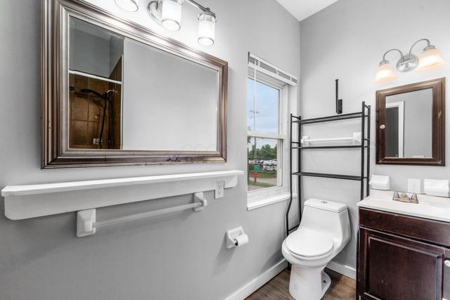 3244 E 5th Avenue, Columbus, OH 43219