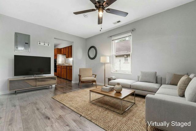 3244 E 5th Avenue, Columbus, OH 43219