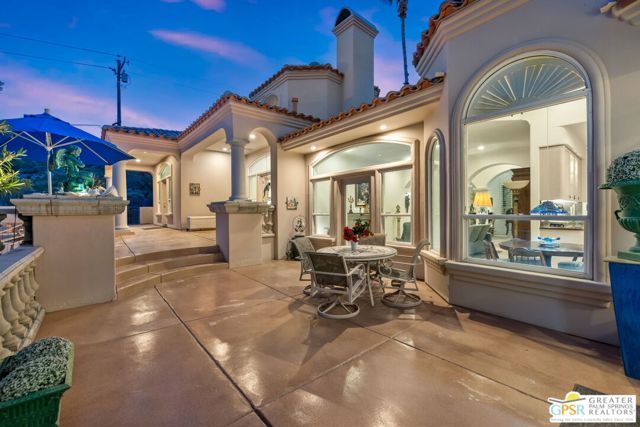 18 Cahuilla Hills Drive, Palm Springs, CA 92264