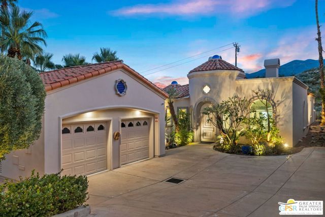18 Cahuilla Hills Drive, Palm Springs, CA 92264