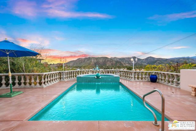 18 Cahuilla Hills Drive, Palm Springs, CA 92264