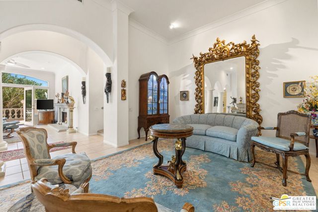 18 Cahuilla Hills Drive, Palm Springs, CA 92264