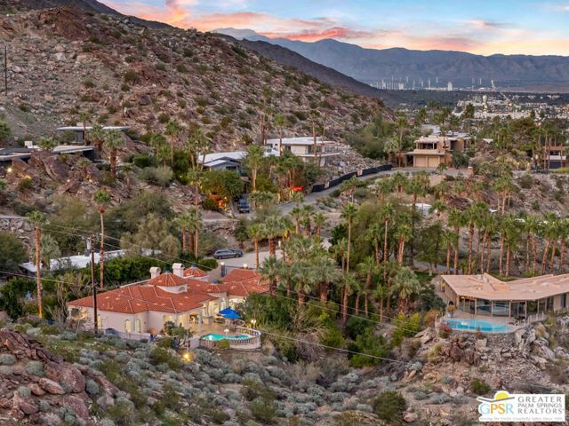 18 Cahuilla Hills Drive, Palm Springs, CA 92264