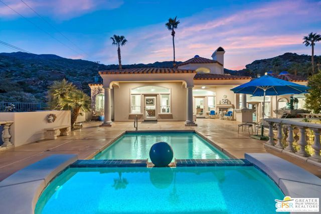 18 Cahuilla Hills Drive, Palm Springs, CA 92264