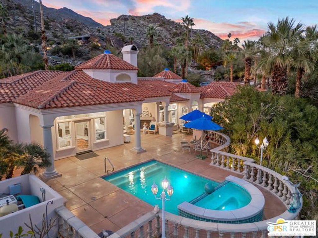 18 Cahuilla Hills Drive, Palm Springs, CA 92264