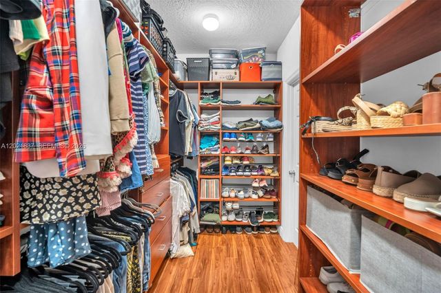 11650 SW 2nd St 16303, Pembroke Pines, FL 33025