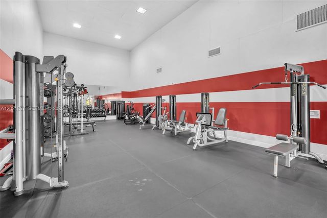 11650 SW 2nd St 16303, Pembroke Pines, FL 33025