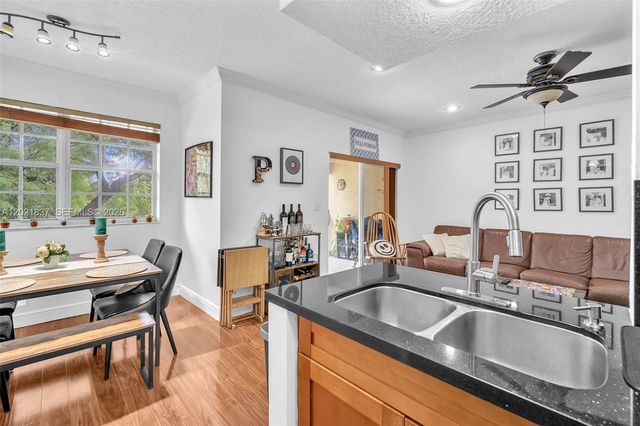 11650 SW 2nd St 16303, Pembroke Pines, FL 33025