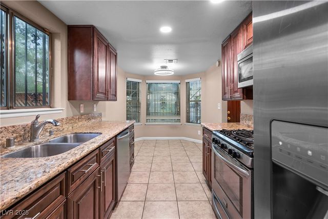 6205 Carmen Boulevard, Las Vegas, NV 89108