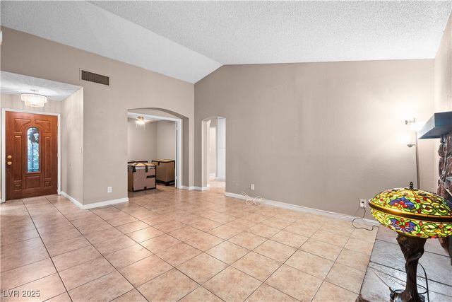 6205 Carmen Boulevard, Las Vegas, NV 89108