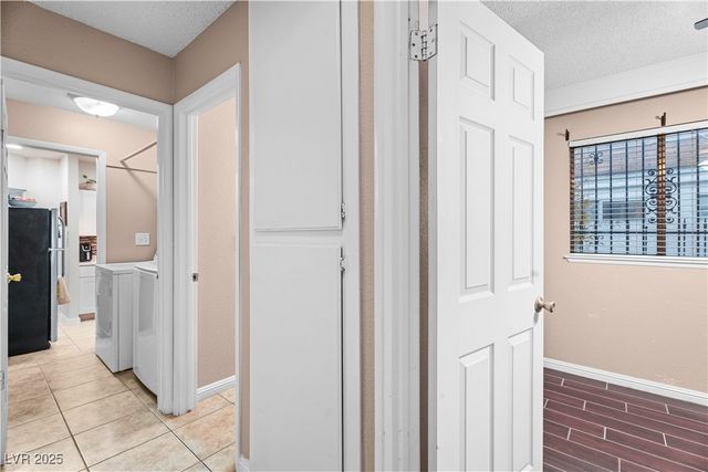 6205 Carmen Boulevard, Las Vegas, NV 89108