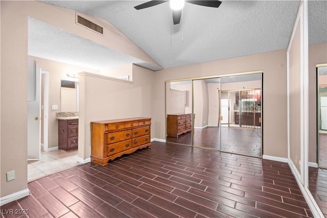 6205 Carmen Boulevard, Las Vegas, NV 89108