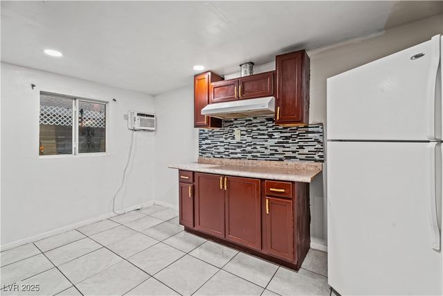 6205 Carmen Boulevard, Las Vegas, NV 89108