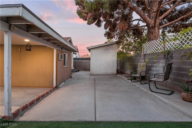 6205 Carmen Boulevard, Las Vegas, NV 89108