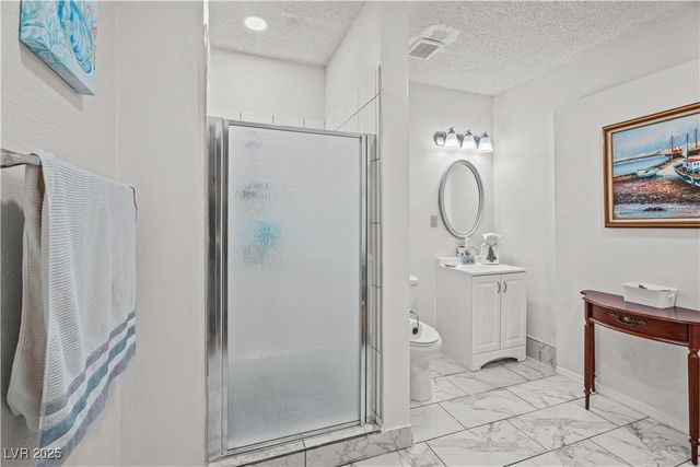 6205 Carmen Boulevard, Las Vegas, NV 89108