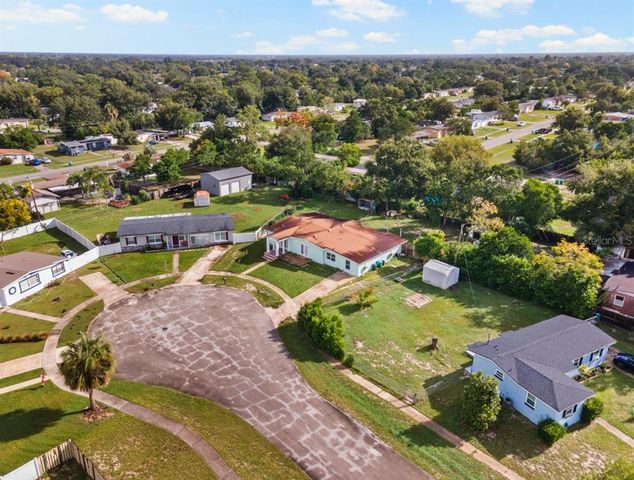 812 LILY COURT, Deltona, FL 32725